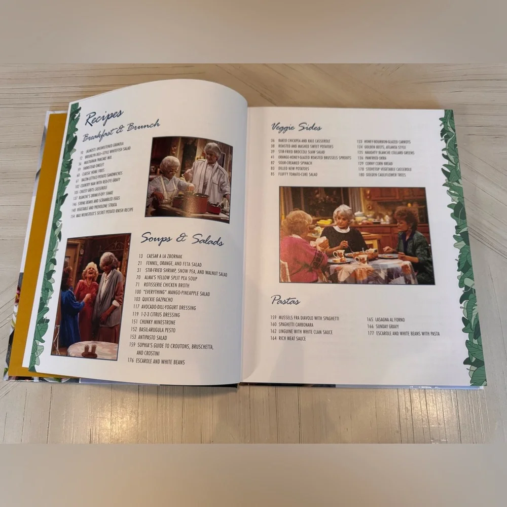The Golden Girls Cookbook by Christopher Styler – BRAND NEW!